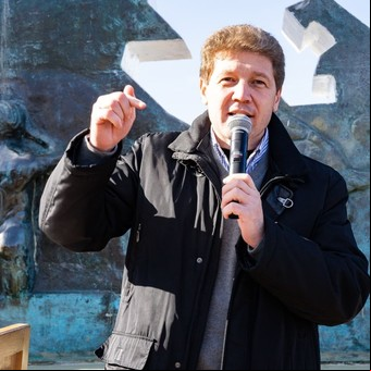 Baja de aranceles a celulares: el gobernador de Tierra del Fuego acusó al Gobierno de no tener empatía con los trabajadores y de atentar contra la soberanía