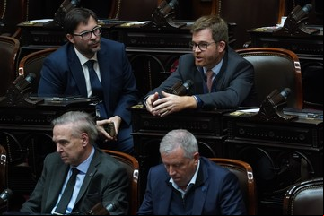 Dura pelea por la AGN: el Gobierno quiere sacarle un representante al Senado y la oposición intenta sumar cargos para repartir y dejar conformes a todos