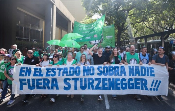Los dirigentes de ATE en una movilización en contra del Gobierno.