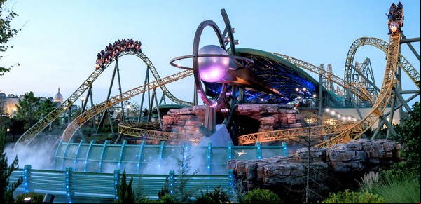 Una montaña rusa de doble lanzamiento y más de 50 atracciones con tecnología innovadora: ya abrió Epic Universe, el nuevo parque de Universal Orlando
