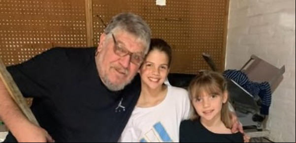 Wanda Nara llevó a sus hijas a Rosario para celebrar el 25 de mayo con el papá de Mauro Icardi: "Feliz día"