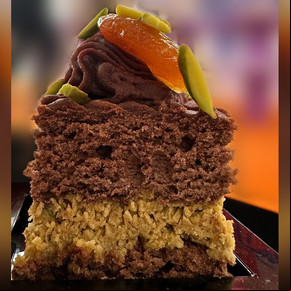 Torta Sacher con relleno de chocolate Dubai de Osvaldo Gross