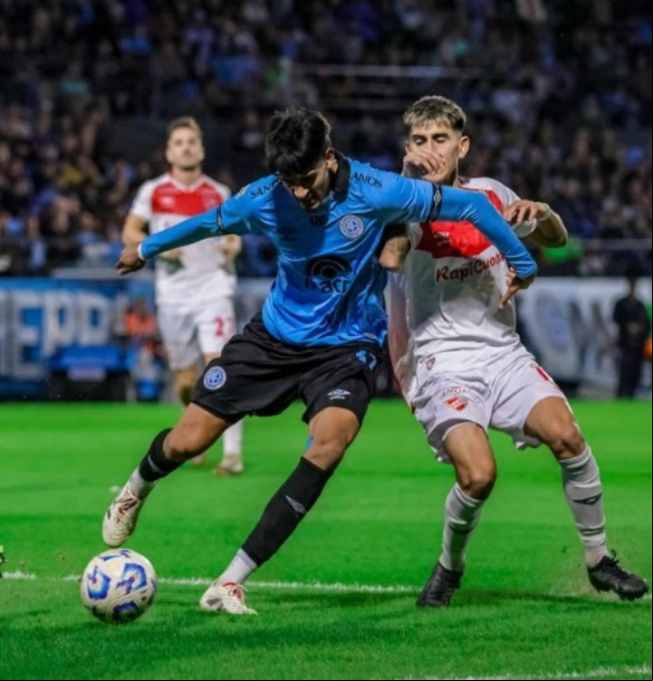 Mariano Troilo, zaguero de Belgrano.