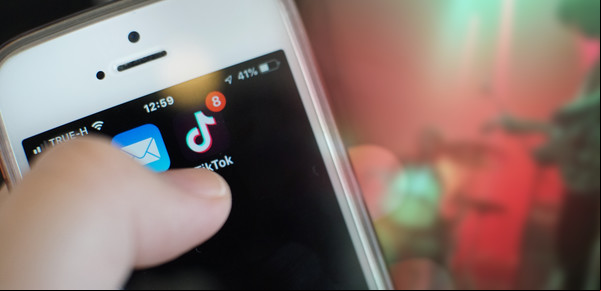 De las redes sociales al escenario: TikTok es la nueva fábrica de estrellas pop